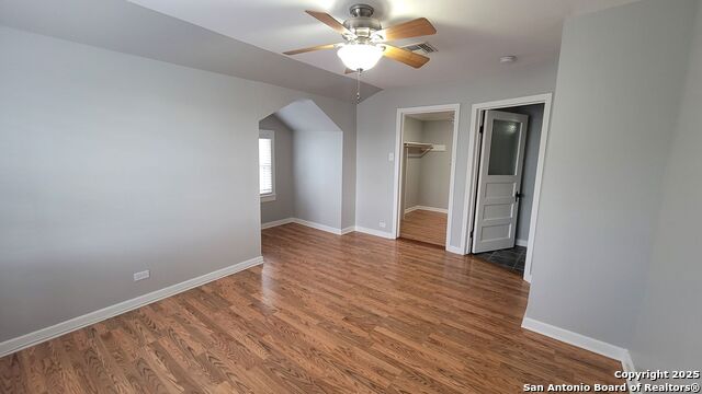 Image 17 of 28 For 113 Vitra Pl  2