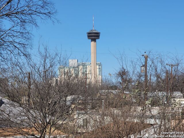 Image 22 of 28 For 113 Vitra Pl  2