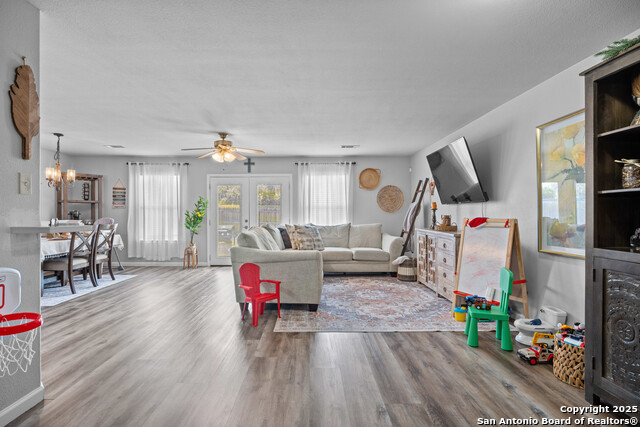 Image 6 of 26 For 9026 Veranda Court