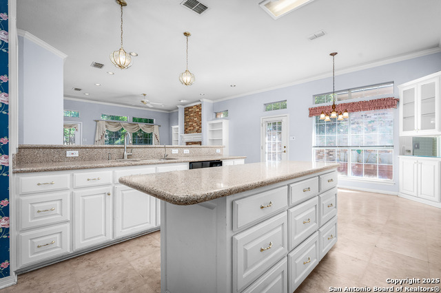 Image 10 of 27 For 622 Evergreen