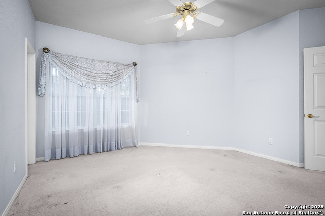 Image 21 of 27 For 622 Evergreen