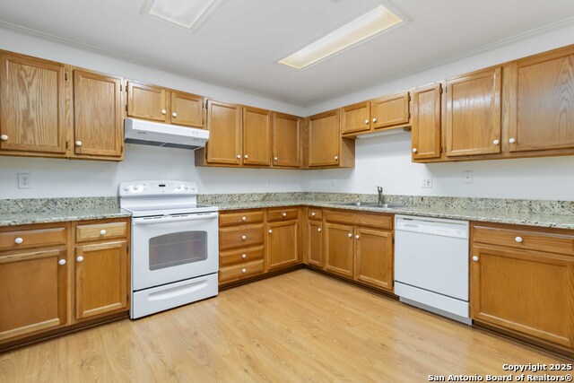 Image 17 of 32 For 1812 Park Place