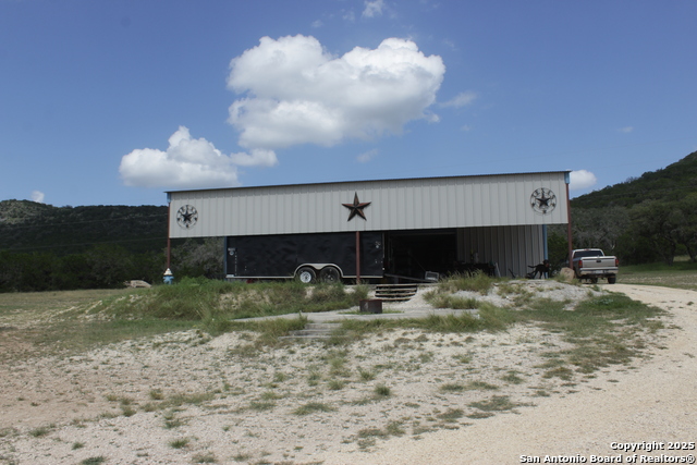 Image 3 of 11 For 276 Fm 2748  