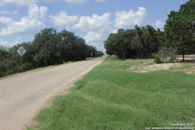 Image 6 of 11 For 276 Fm 2748  