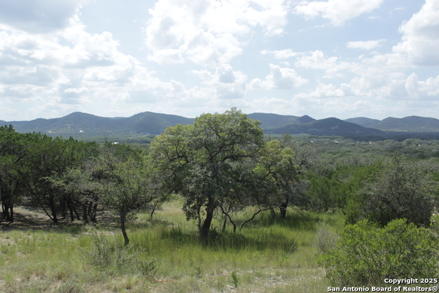 Image 9 of 11 For 276 Fm 2748  