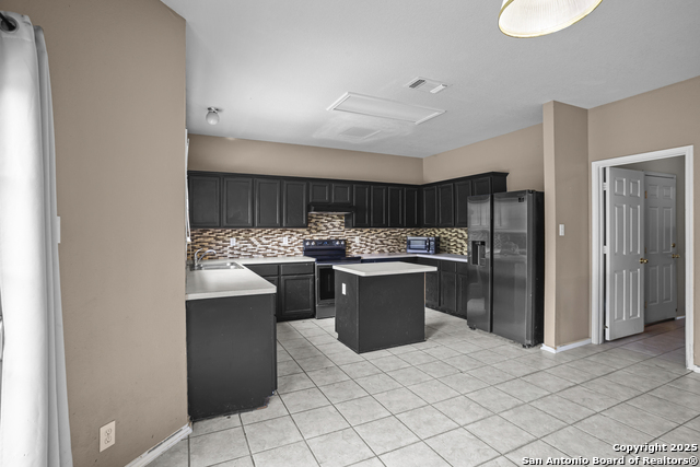 Image 11 of 32 For 1134 Tetford