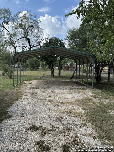 Details for 515 County Road 3821, San Antonio, TX 78253