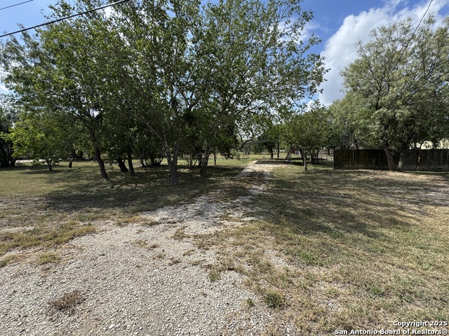 Image 5 of 10 For 515 County Road 3821