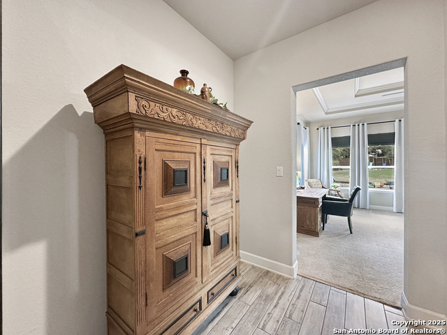 Listing photo id 30 for 102 Anacacho