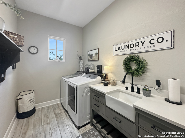 Listing photo id 44 for 102 Anacacho