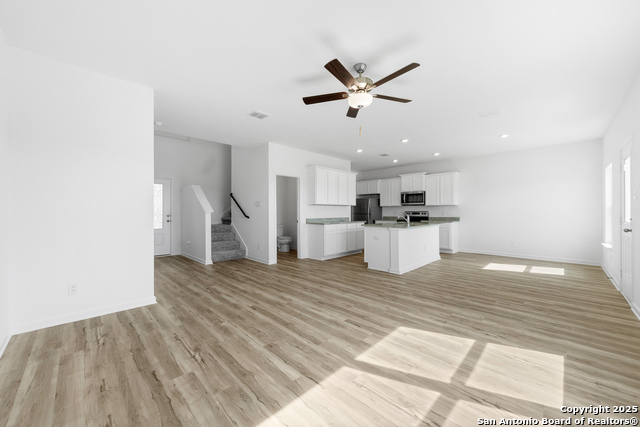Image 4 of 29 For 16001 Cabana Drive