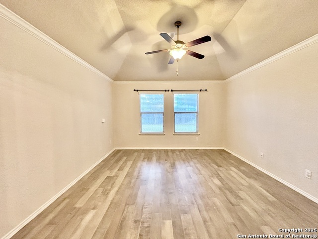 Listing photo id 14 for 14415 High Plains