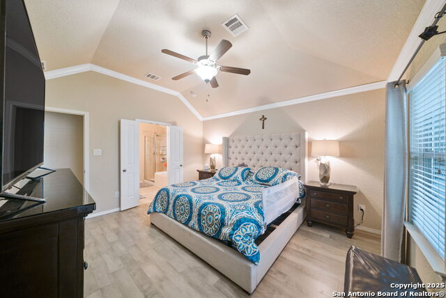 Listing photo id 16 for 14415 High Plains