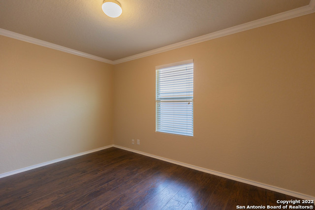 Image 18 of 32 For 2218 York