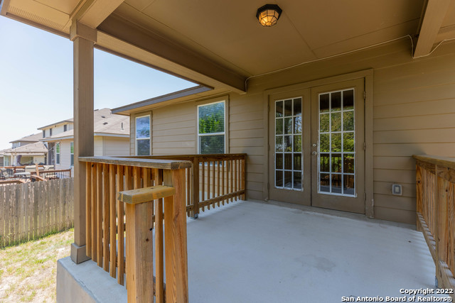 Image 27 of 32 For 2218 York