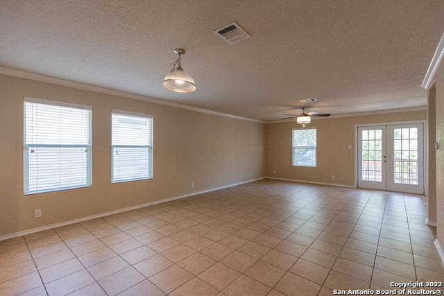 Image 4 of 32 For 2218 York