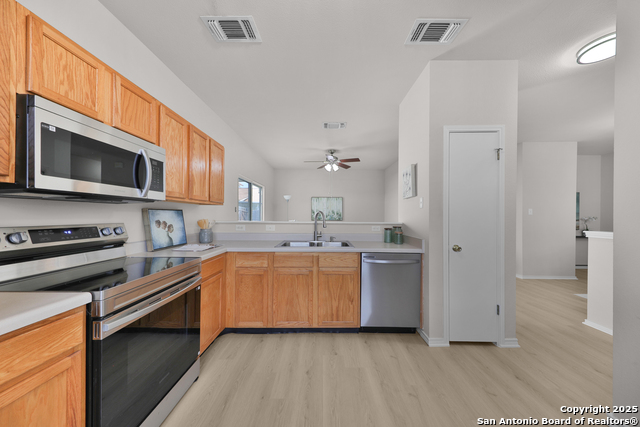 Image 10 of 23 For 7706 Crown Ledge