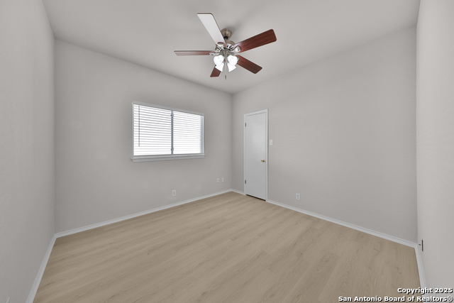 Image 17 of 23 For 7706 Crown Ledge