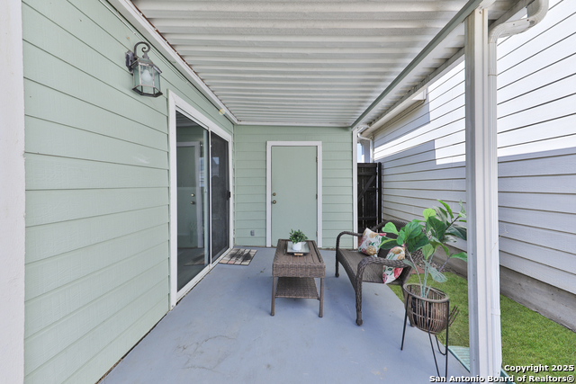 Image 22 of 23 For 7706 Crown Ledge