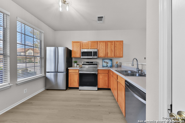 Image 9 of 23 For 7706 Crown Ledge