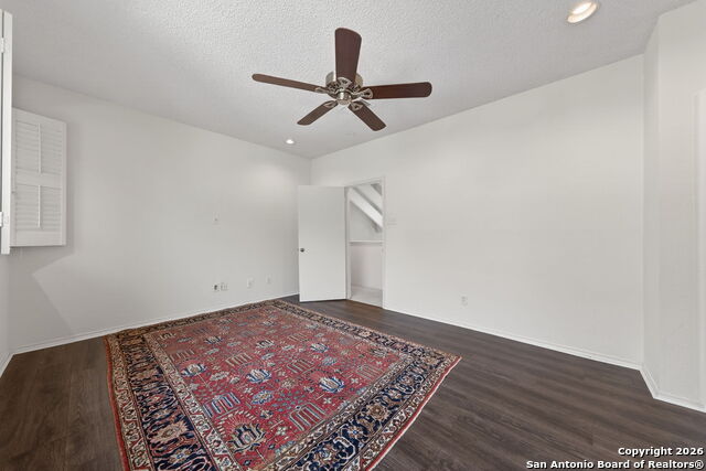 Image 23 of 47 For 11001 Wurzbach  605