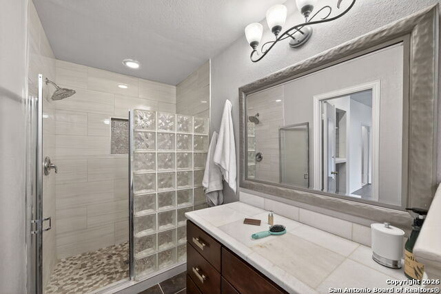 Image 26 of 47 For 11001 Wurzbach  605