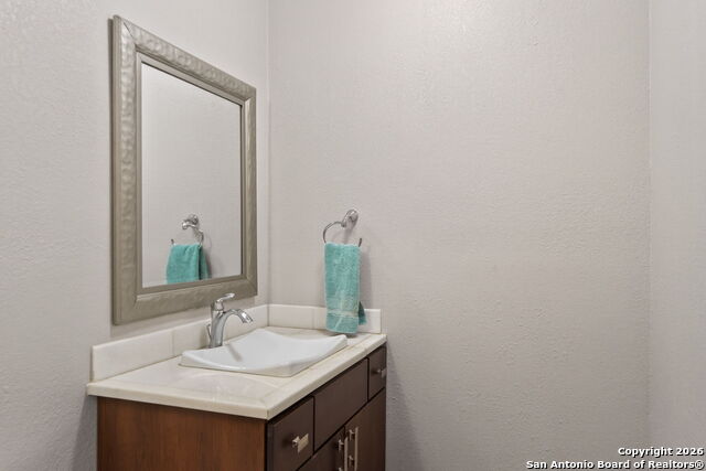 Image 27 of 47 For 11001 Wurzbach  605