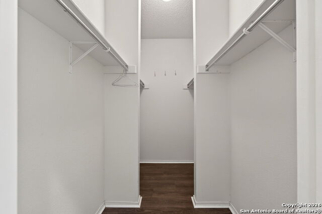 Image 28 of 47 For 11001 Wurzbach  605