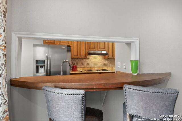 Image 8 of 47 For 11001 Wurzbach  605