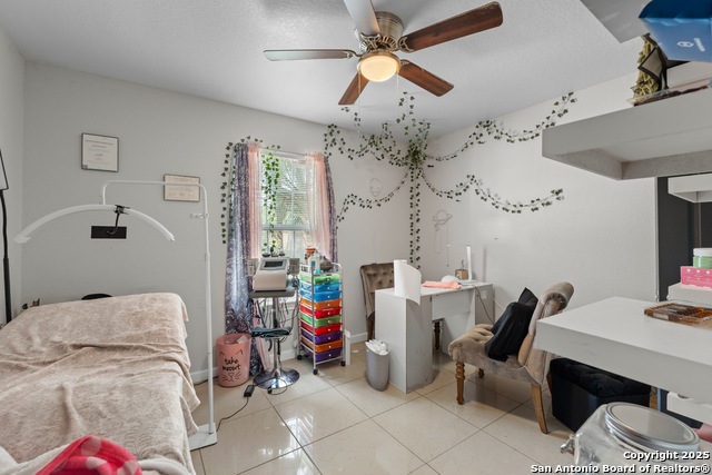 Image 17 of 23 For 2523 Menchaca