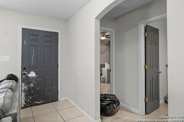 Image 5 of 23 For 2523 Menchaca