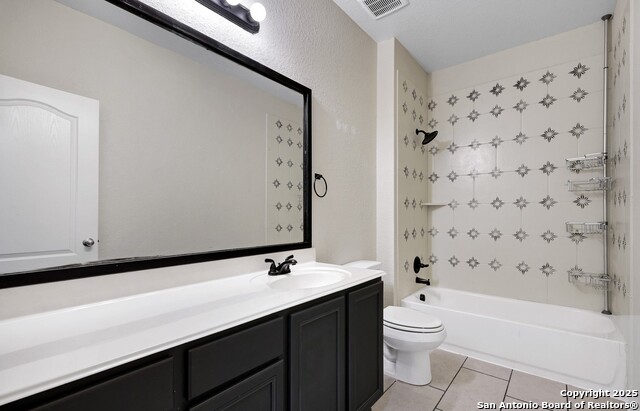 Image 18 of 40 For 9615 Rousseau