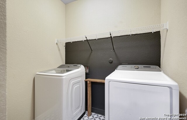 Image 22 of 40 For 9615 Rousseau