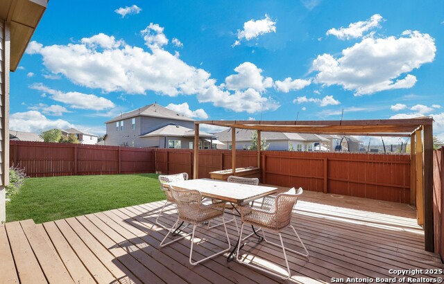 Image 25 of 40 For 9615 Rousseau