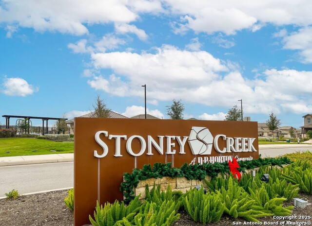 Image 31 of 40 For 9615 Rousseau