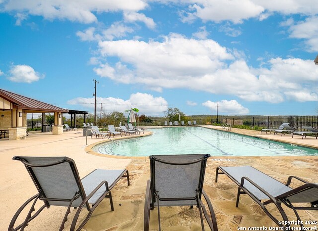 Image 38 of 40 For 9615 Rousseau