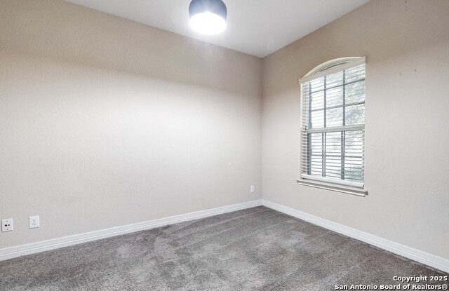 Image 5 of 40 For 9615 Rousseau