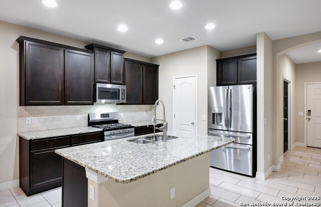 Image 6 of 40 For 9615 Rousseau