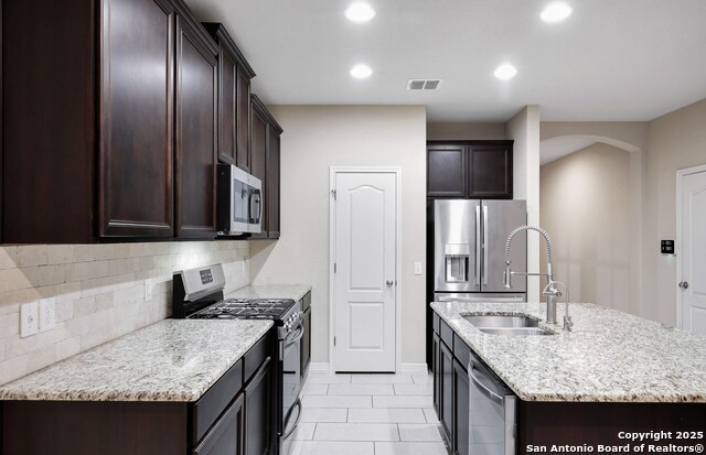 Image 7 of 40 For 9615 Rousseau