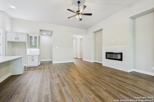 Image 8 of 42 For 6817 Arbor Falls