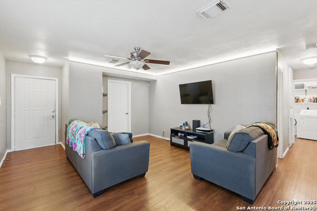 Listing photo id 0 for 2435 Westgard