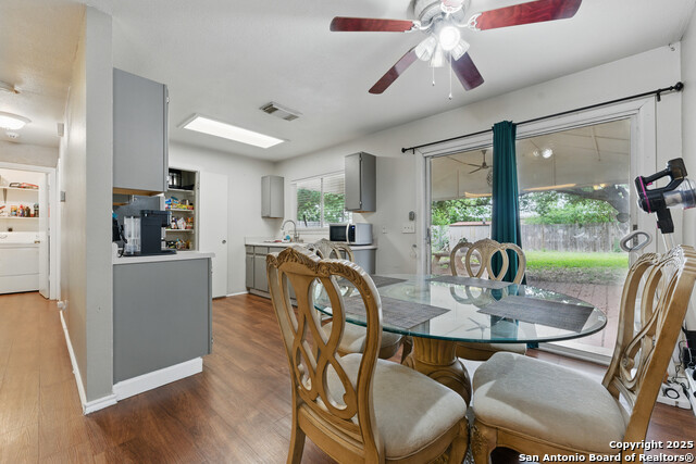 Listing photo id 1 for 2435 Westgard