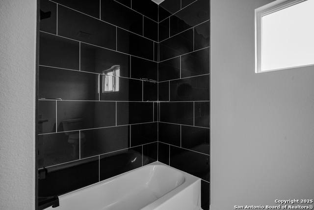 Image 18 of 28 For 307 Ranchero Way