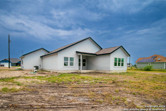 Image 23 of 28 For 307 Ranchero Way
