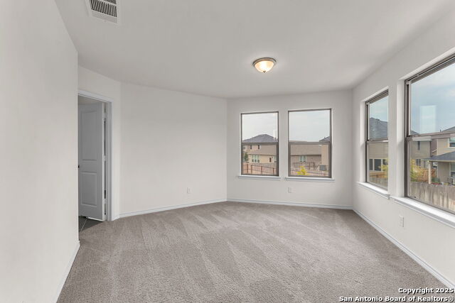 Image 17 of 69 For 412 Deer Crest Dr