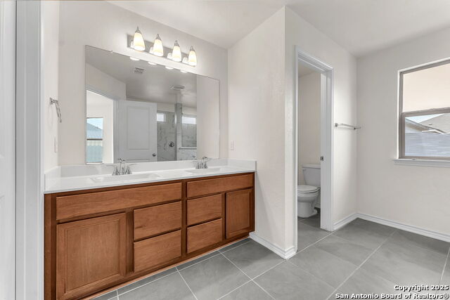 Image 19 of 69 For 412 Deer Crest Dr