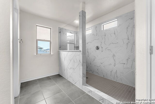 Image 20 of 69 For 412 Deer Crest Dr