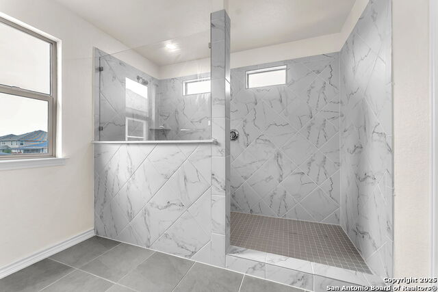 Image 25 of 69 For 412 Deer Crest Dr