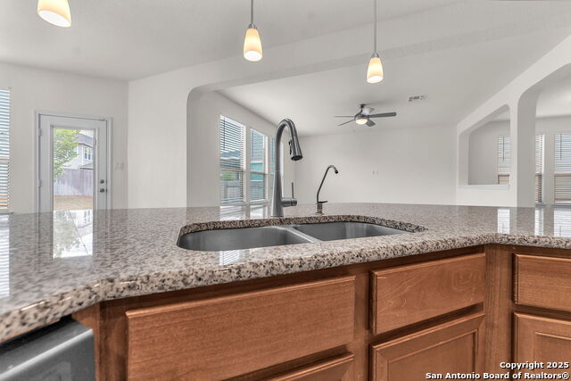Image 54 of 69 For 412 Deer Crest Dr
