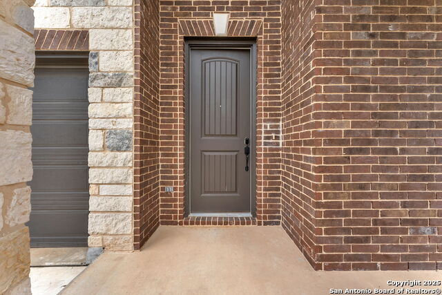 Image 6 of 69 For 412 Deer Crest Dr